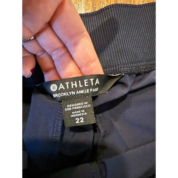 Athleta navy Brooklyn ankle jogger pants size 22 - Picture 4 of 11